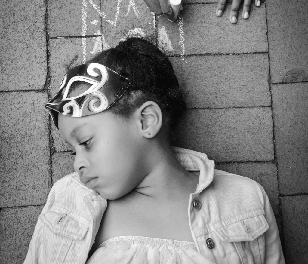 Laylas Crown 300 dpi for Pictura 1